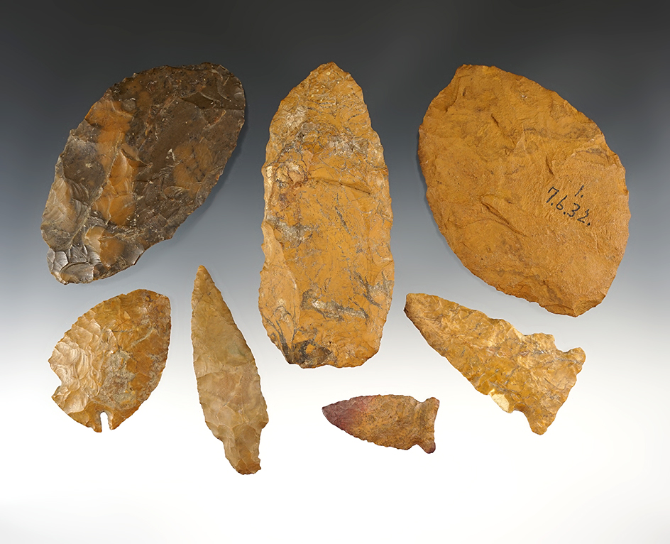 Set of 7 Pennsylvania Jasper points. Most are in good condition. The largest is 4 1/2".