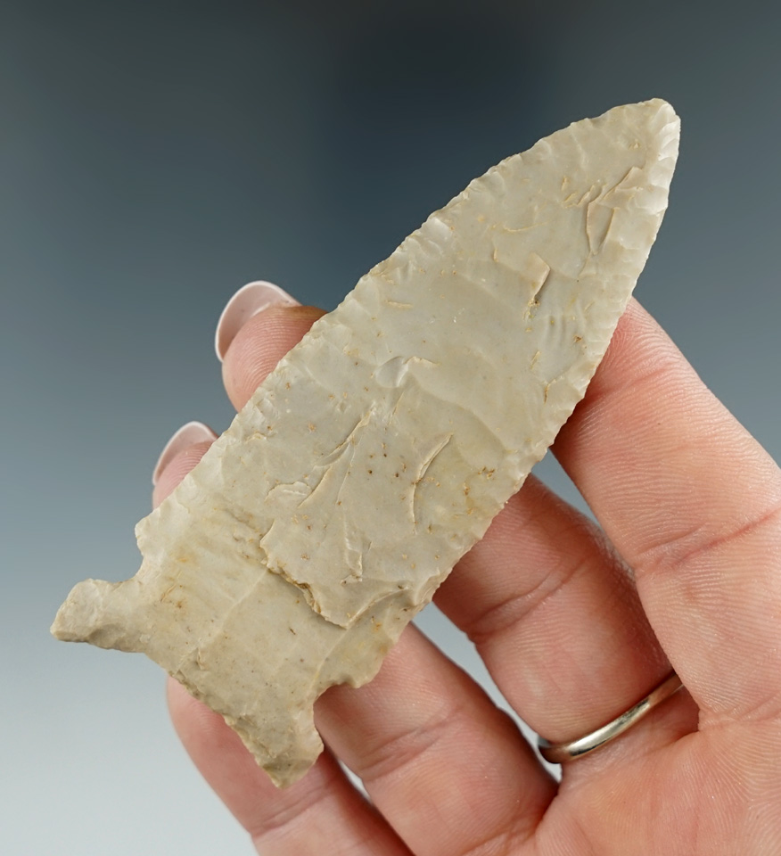 3 5/16" Graham Cave with excellent flaking and style found in Arkansas comes with a Davis G-10+ COA.