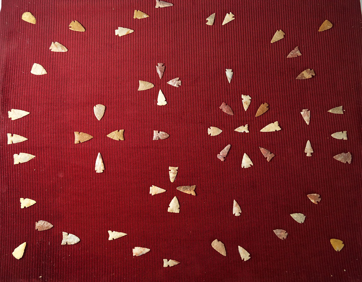 Large group of approximately 55 assorted arrowheads from the Kansas area. Some very nice!