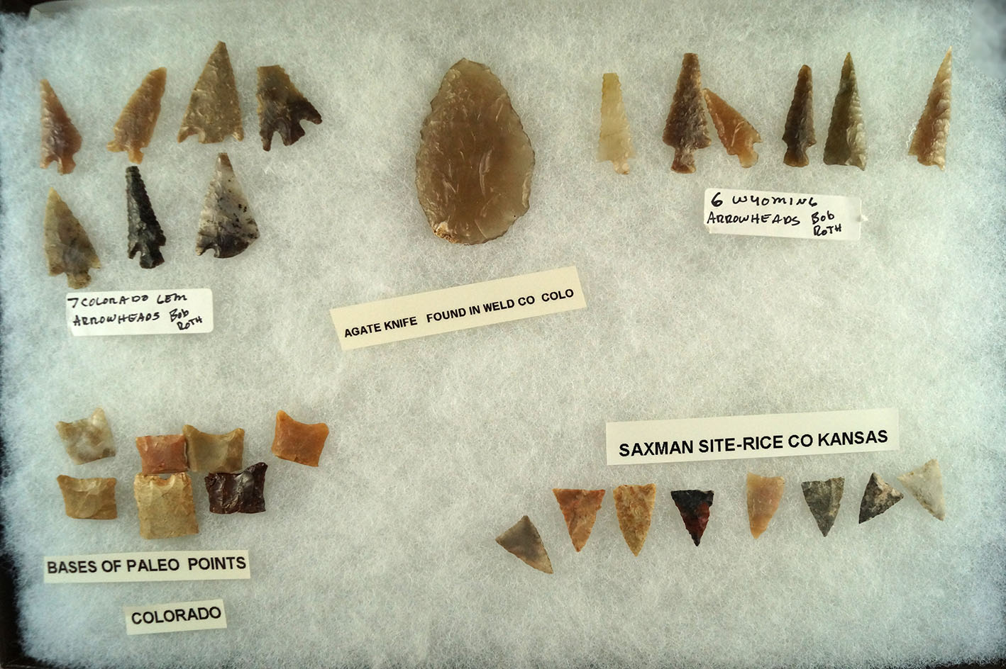 Group of assorted Arrowheads, Knives and Paleo bases - Wyoming, Kansas and Colorado.