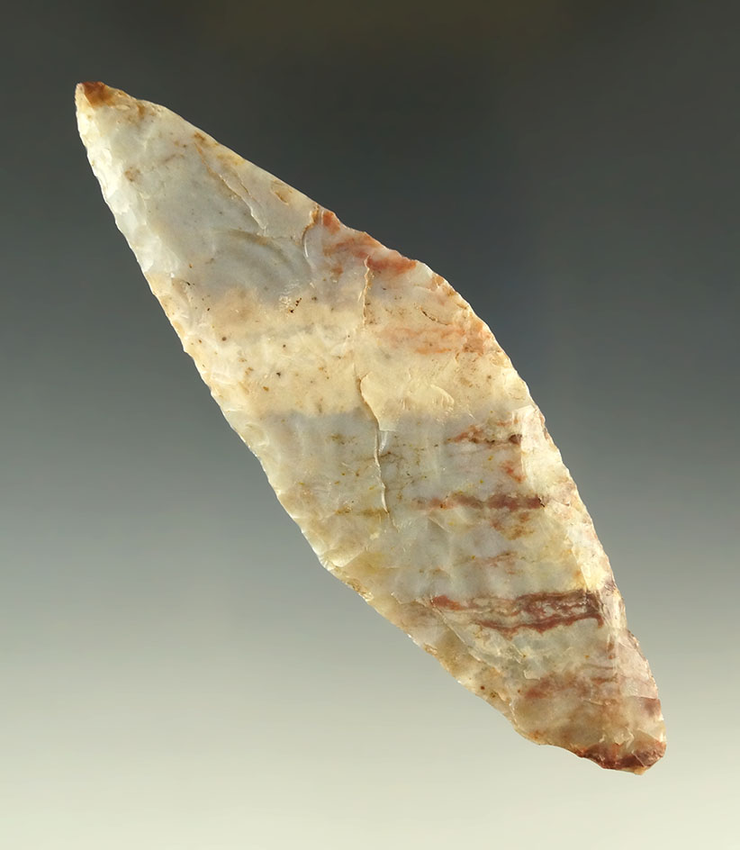 3 15/16" Alibates Flint Harahey Knife found in Kansas.