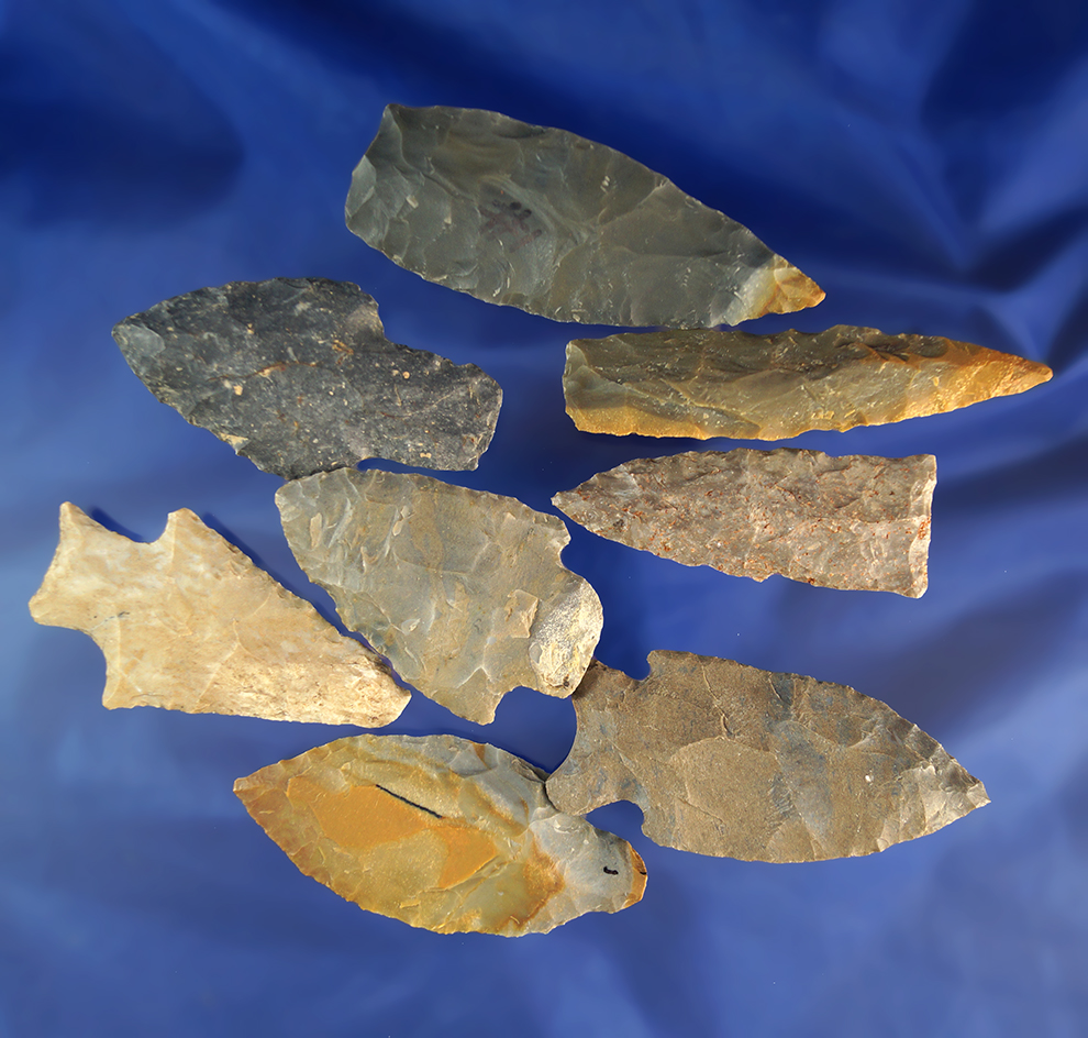 Set of eight assorted Midwestern flaked artifacts, largest is 3".