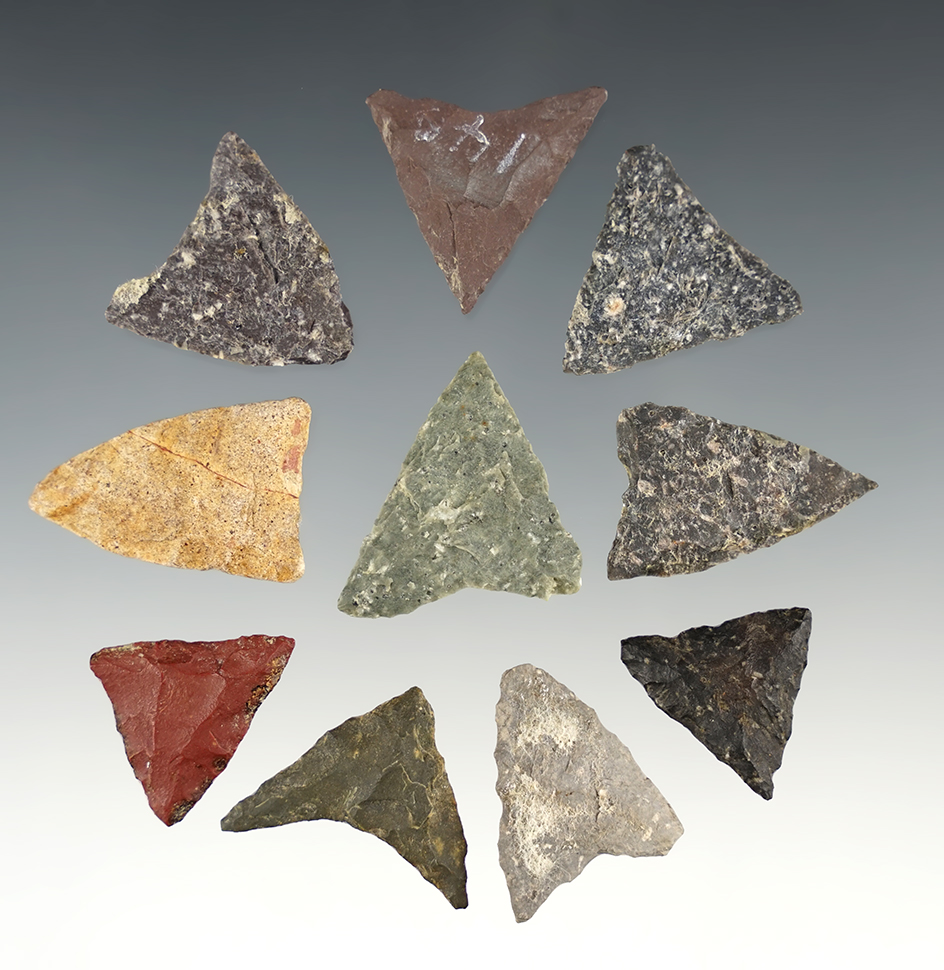 Set of 10 Triangle points found in Martha's Vineyard, Massachusetts. The largest is 1 1/4".