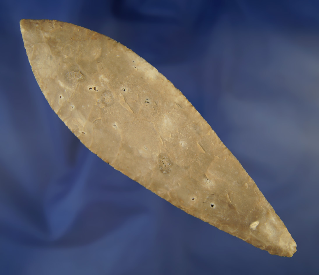 6 11/16" thin and well flaked Mayan Blade found in Belize.