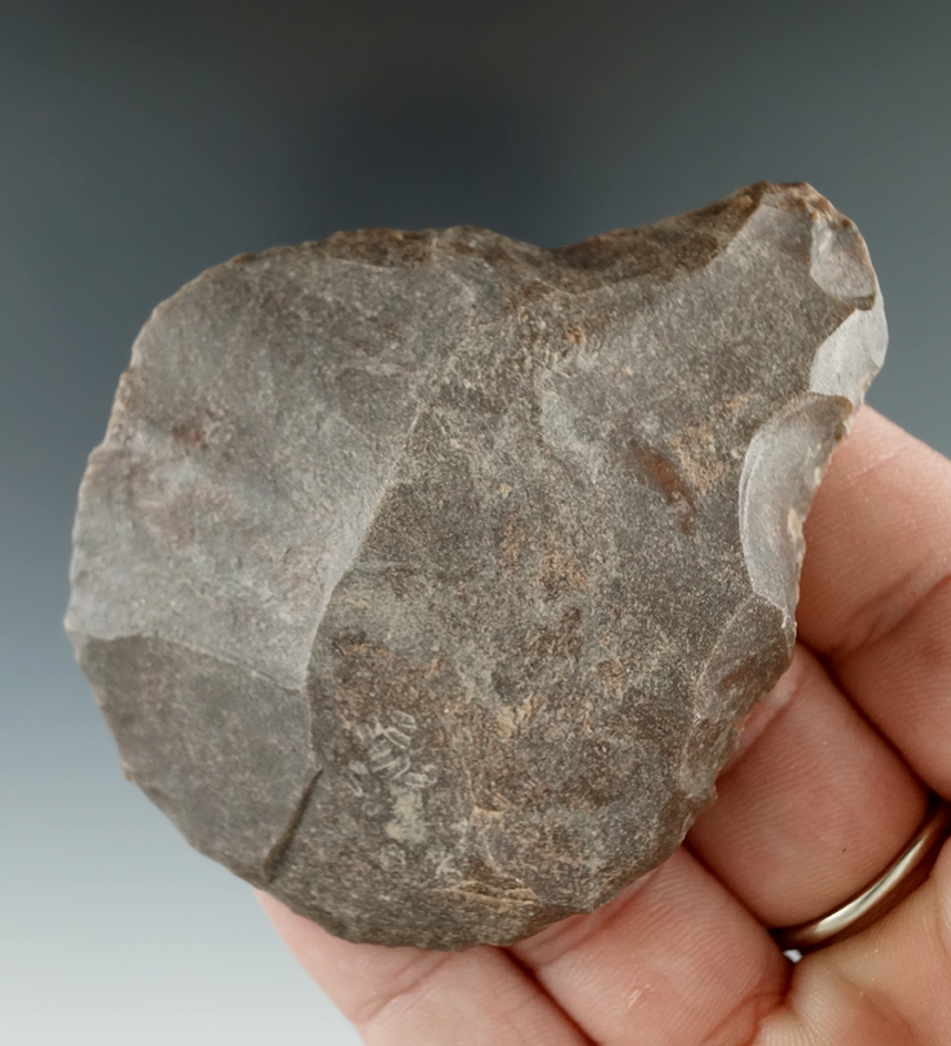 Very unique and large 2 7/8" scraper with hafting area found in Utah.