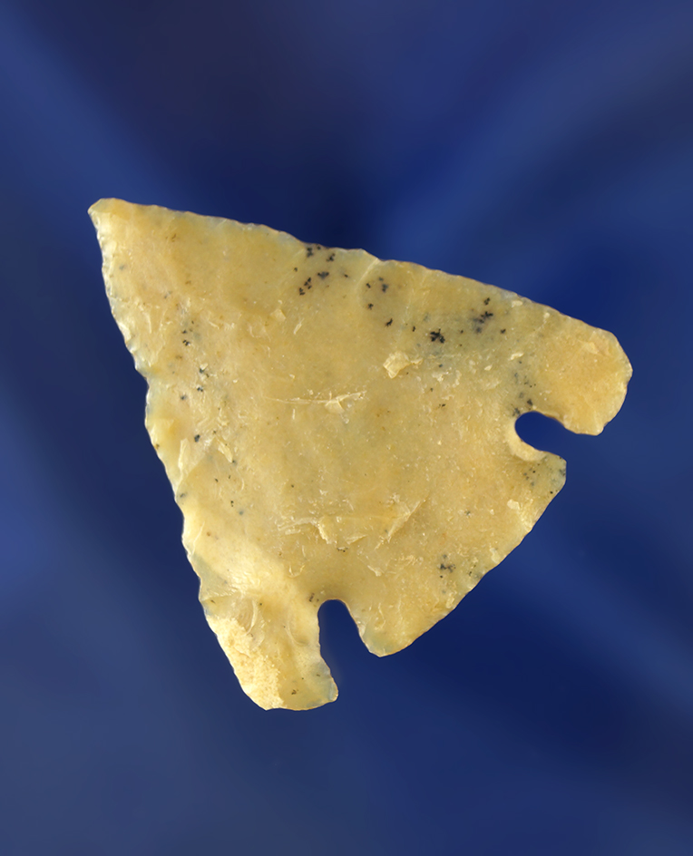 Exceptional! 1 3/8" Wray point that is thin with very nice flaking and superb style. Wyoming.