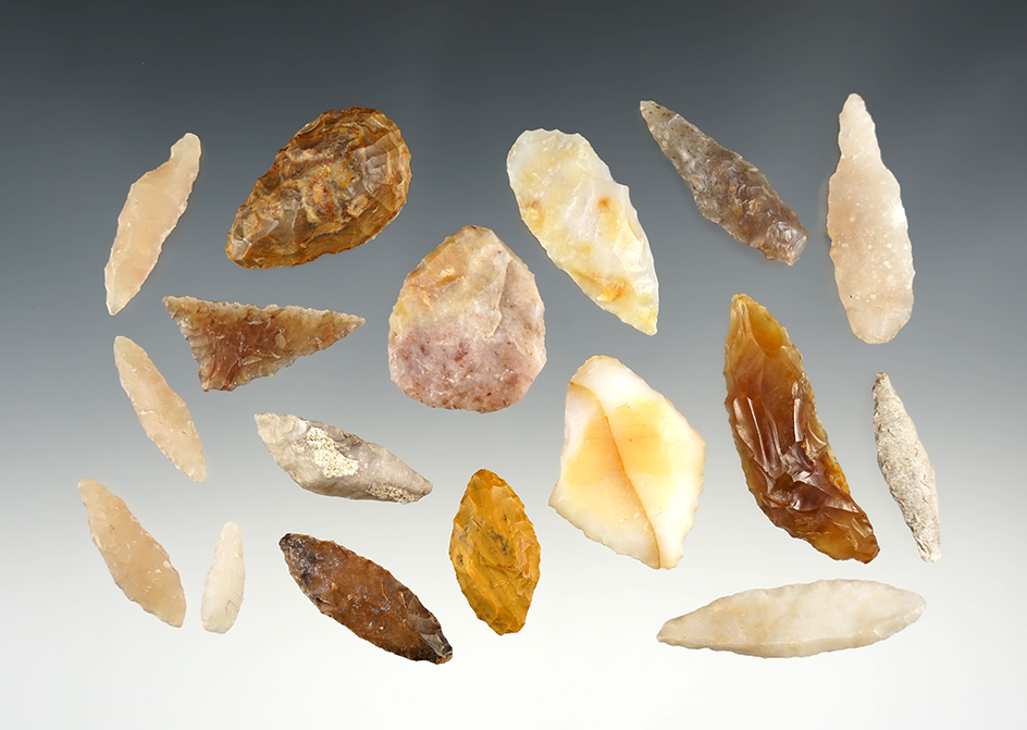 Set of 17 assorted New Mexico points in good condition. The largest is 1 7/8".