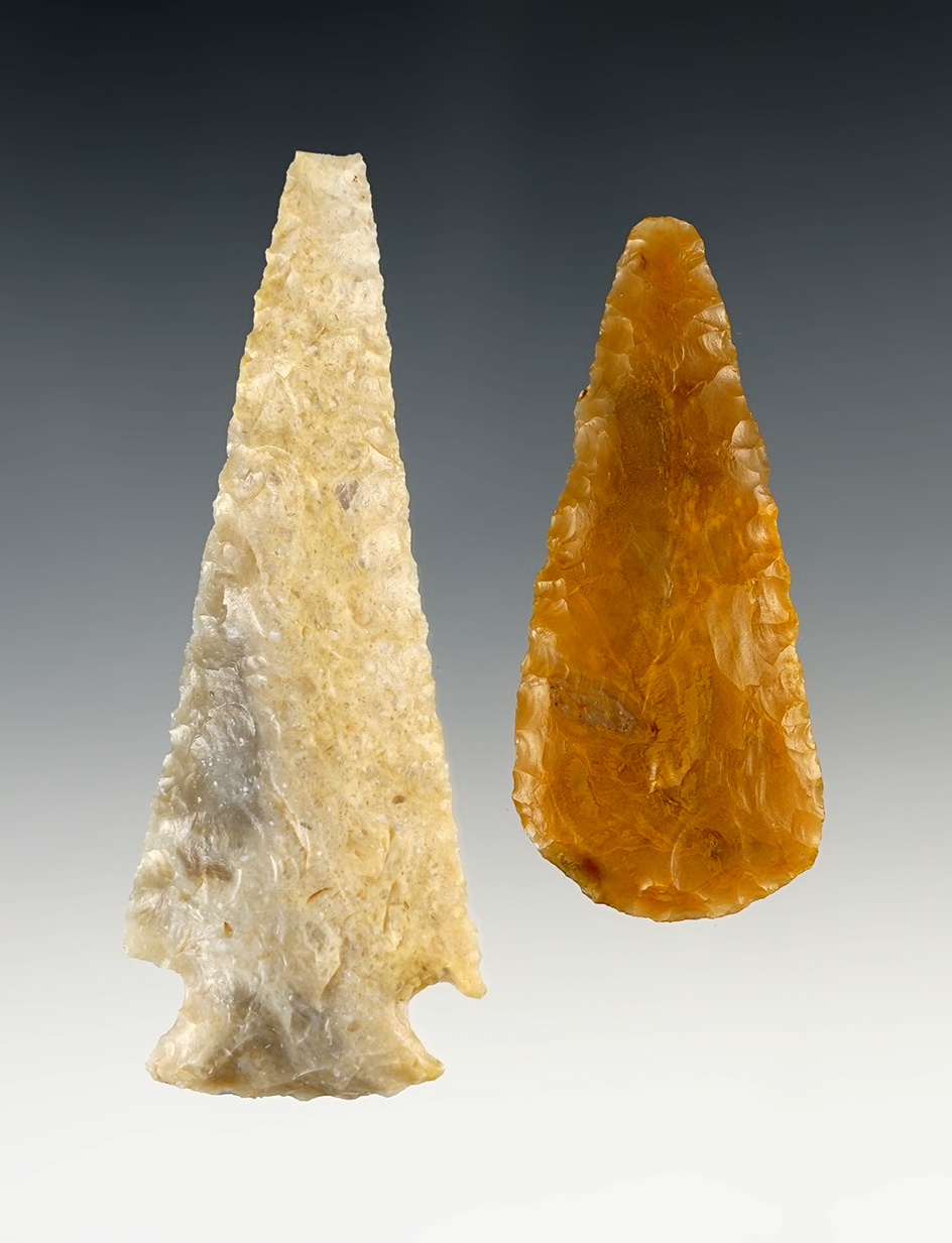 Pair of nice flint pieces - Utah. One is Anasazi Triangle Knife, the other a Tularosa. largest is 3