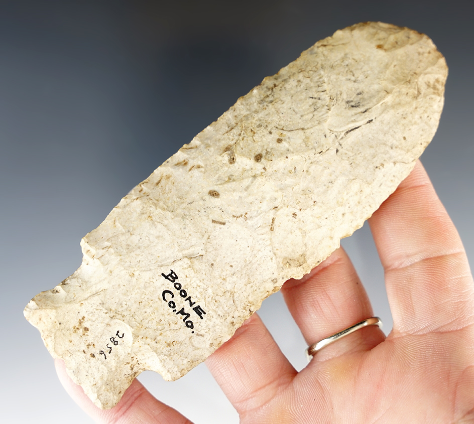 Large 4 5/8" Knife. Found in Boone Co., Missouri.