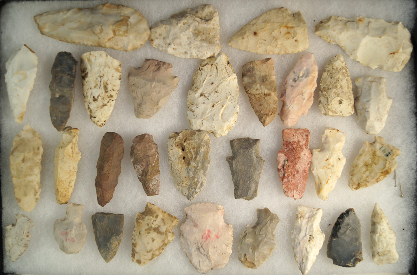 Large group of field found central Illinois artifacts, largest is 3 3/8".