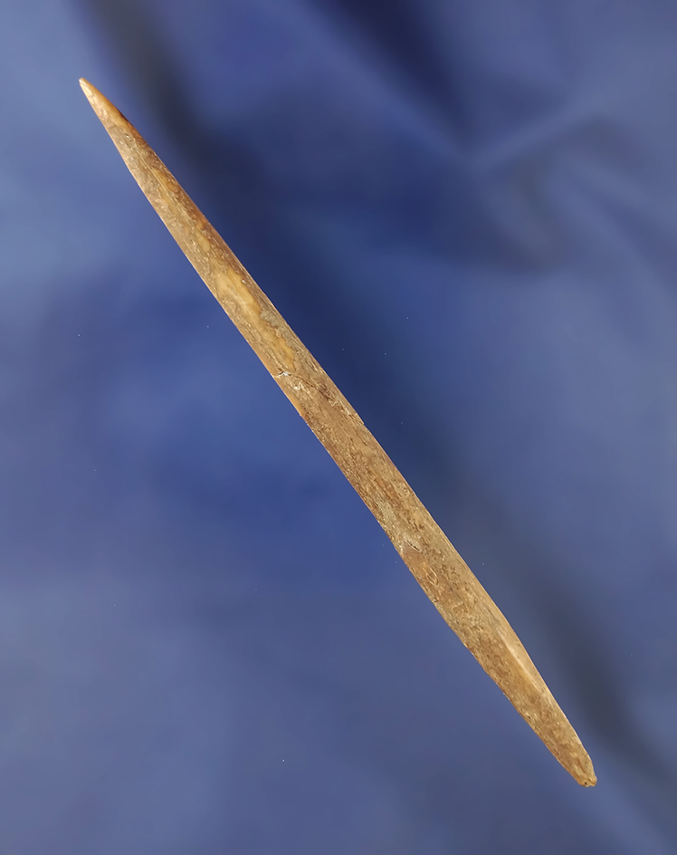 Well preserved and intact 4 1/8" Columbia River Awl recovered by Dewey Schmid.