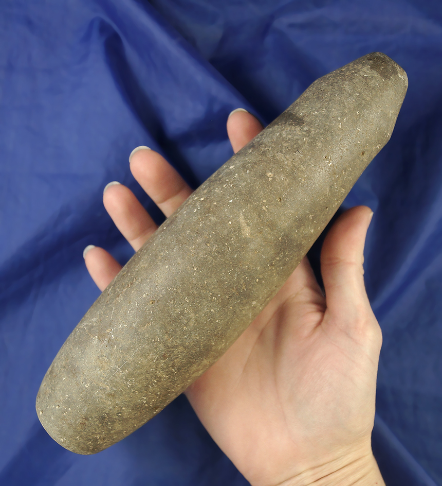8 3/4" Phallic Style Pestle from the Columbia River area. Made from basalt, very symmetrical