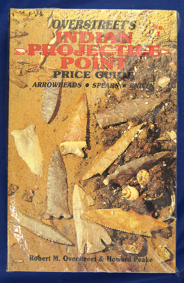 HARD TO FIND! Original Overstreet price guide number 1 in new condition!