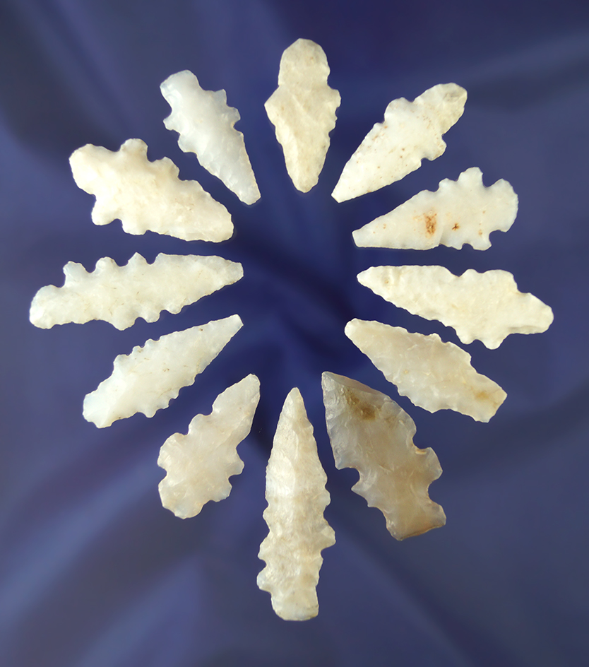 13 assorted New Mexico arrowheads, many are very nice! Largest is 1 7/8"".