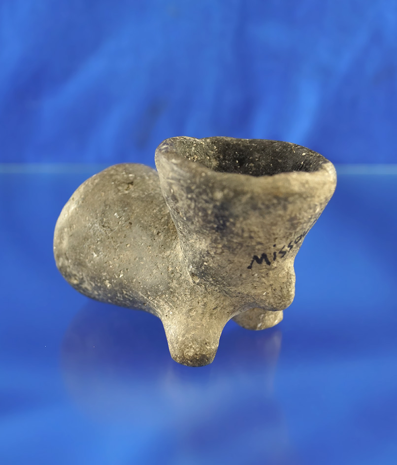 Nice! Well styled in excellent condition. 3 1/4" Caddo shell tempered clay pipe found in Missouri.