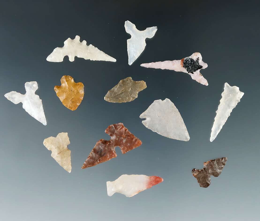 Group of 12 Assorted Western Arrowheads, largest is 1 1/8".
