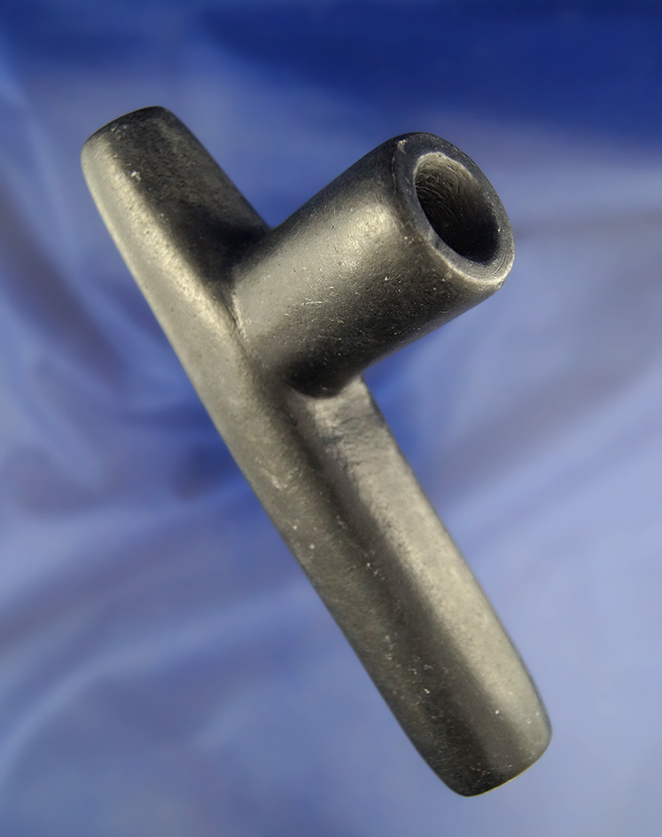 Pictured! 5 7/8" Hardstone historic era black Steatite Pipe  from the Great Lakes region. Pictured