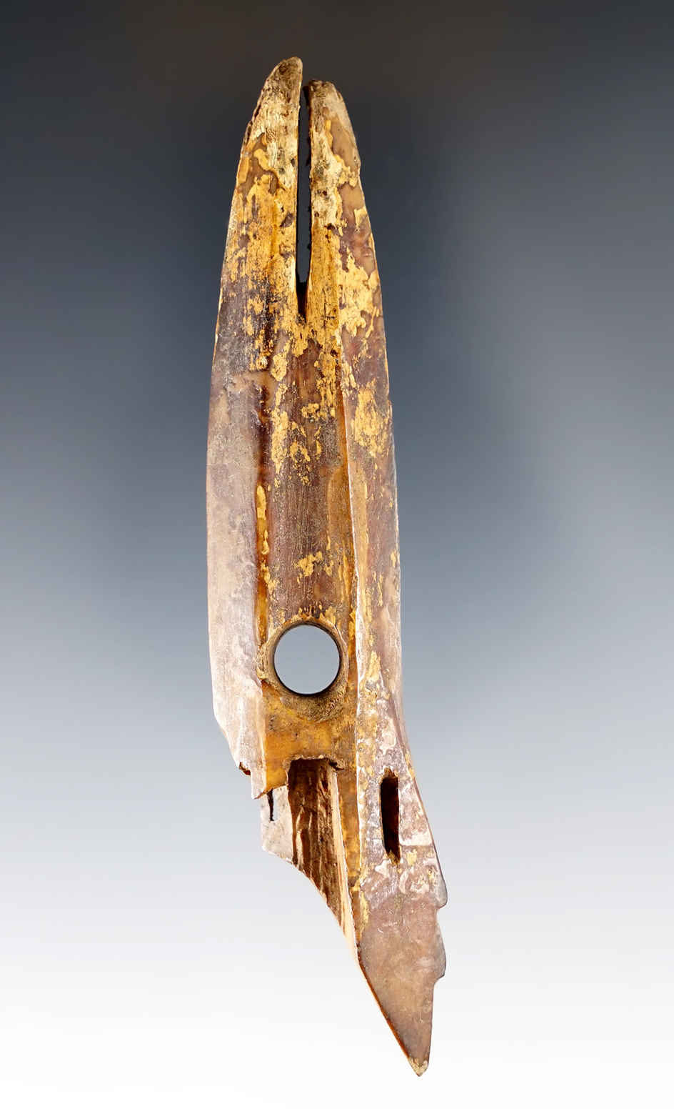 Well styled 4 3/16" harpoon toggle that shows great age on surface recovered in Alaska.