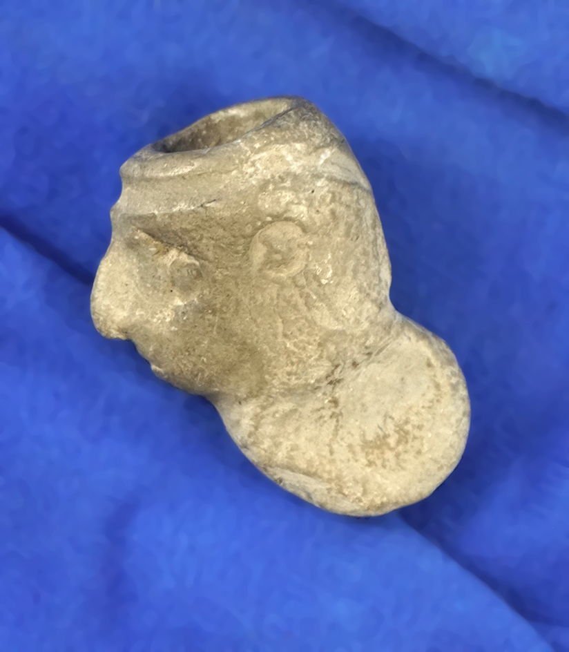 1 3/4" clay Face Pipe found in Leflore Co., Oklahoma.