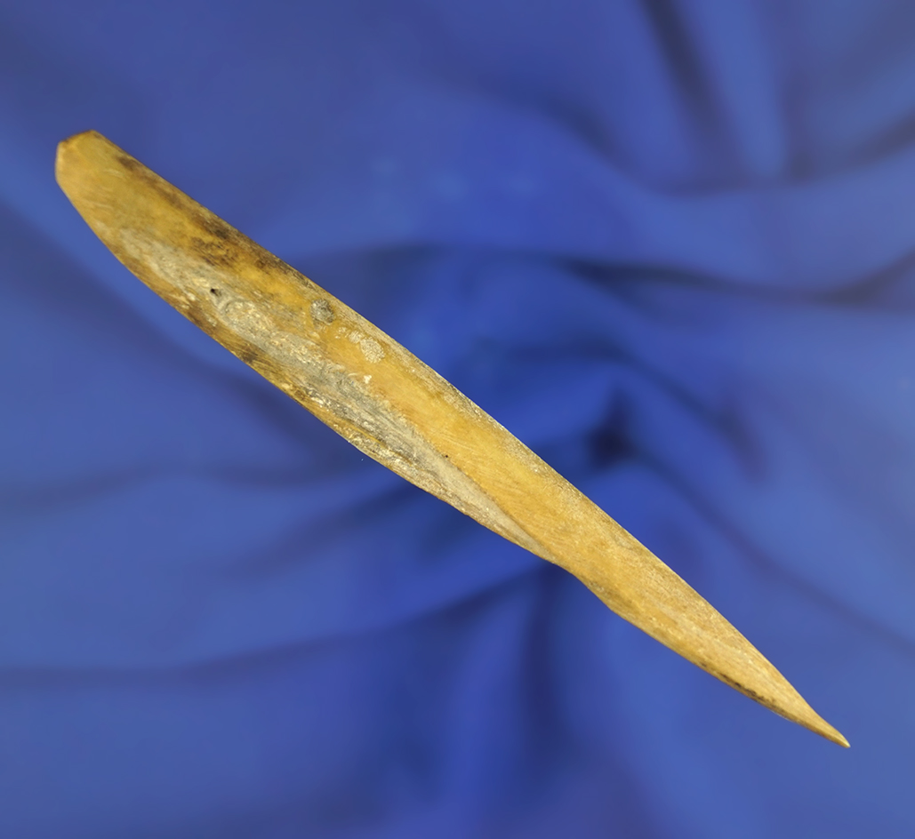 4 15/16" heavily patinated bone Awl found in Kentucky.