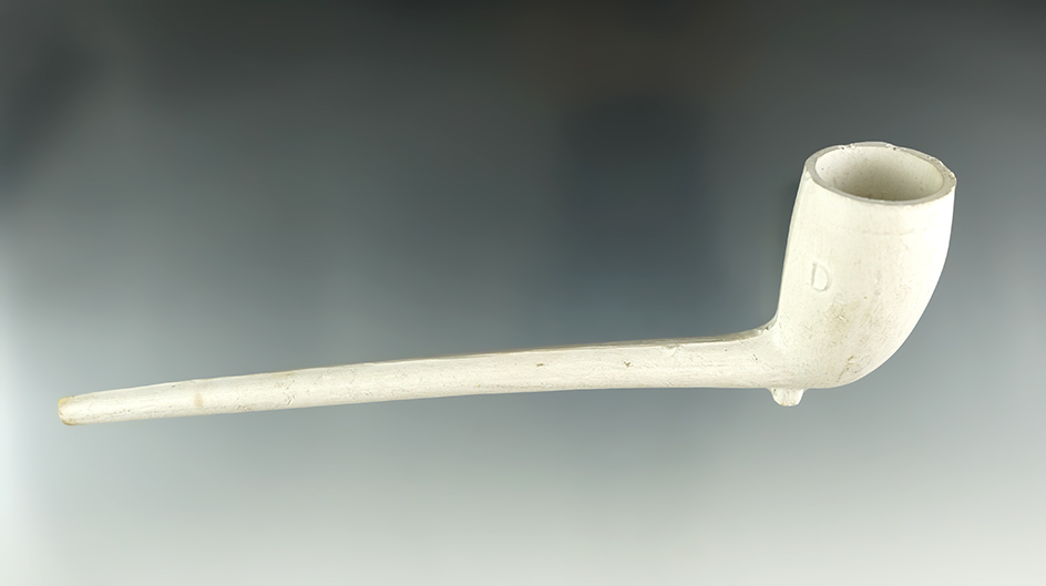 6 7/8" long Clay Tavern Pipe in excellent condition.