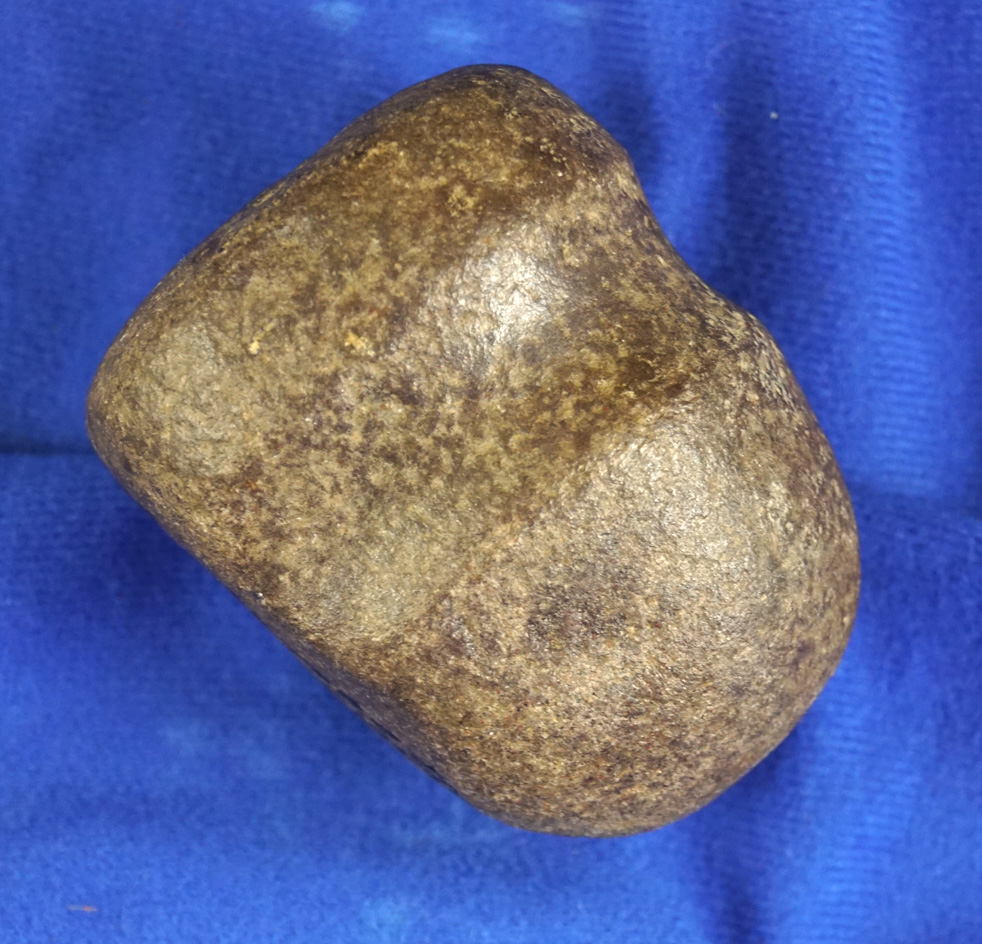2 15/16" perfectly styled 3/4 grooved Hammerstone in excellent condition - Crawford Co.,  Ohio