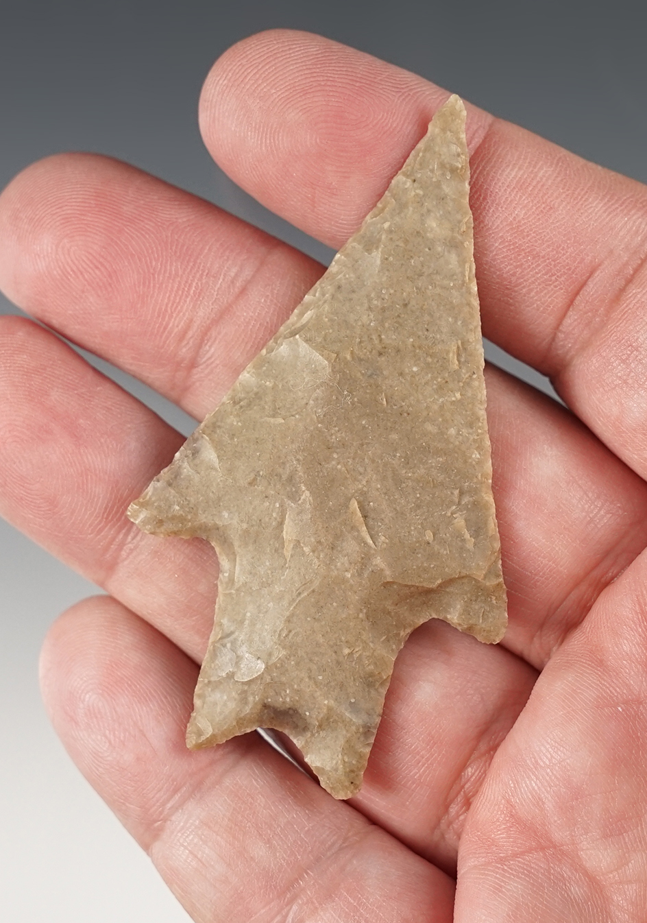 2 13/16" Texas Pedernales that is nicely made.