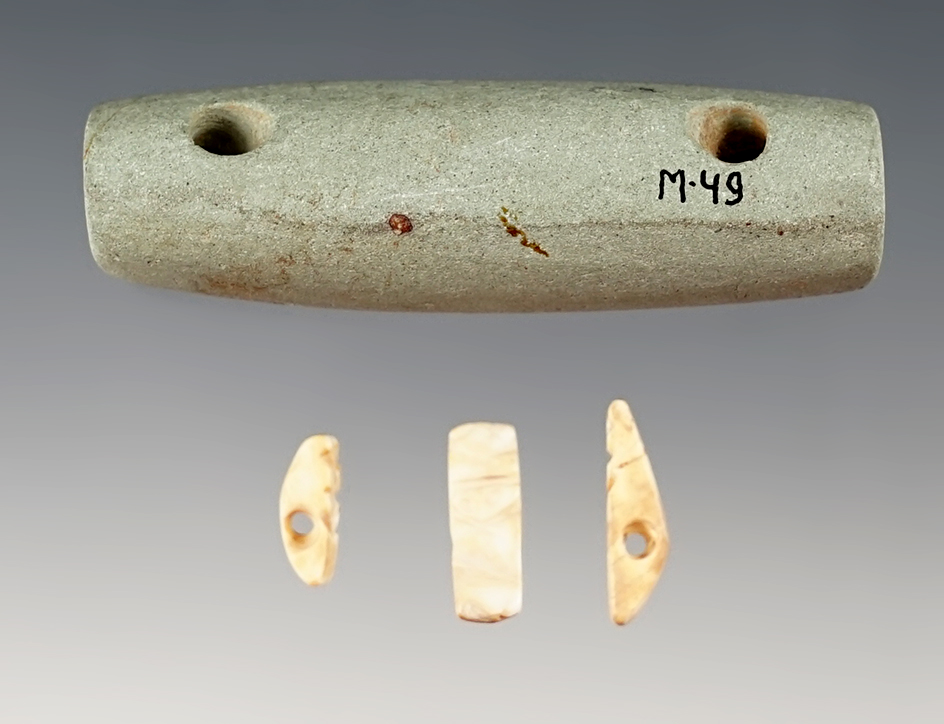 Set of 4 assorted and well made Beads in excellent condition.