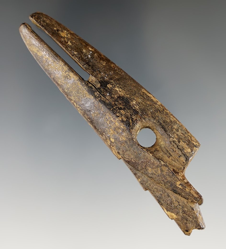 Large and well styled very old 3 3/4" ivory harpoon toggle found in Alaska.