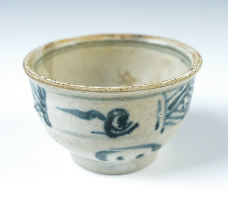 3 1/8" x 2 1/16" cup with interior and exterior decoration. From the Hoi Ann Shipwreck! 