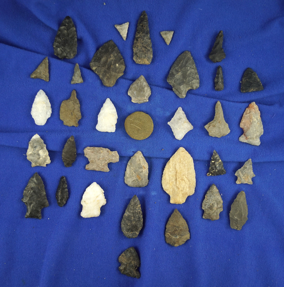 Large group of assorted arrowheads found in Virginia, largest is 2 3/16".