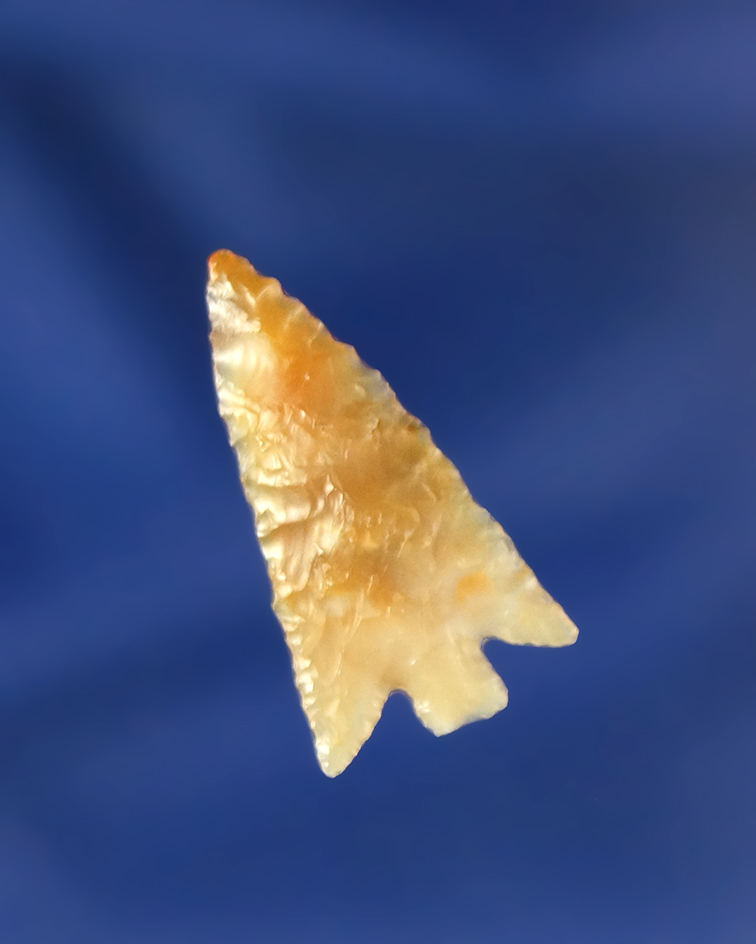 Excellent flaking and style on this 7/8" Columbia Plateau found near the Columbia River, Washington.