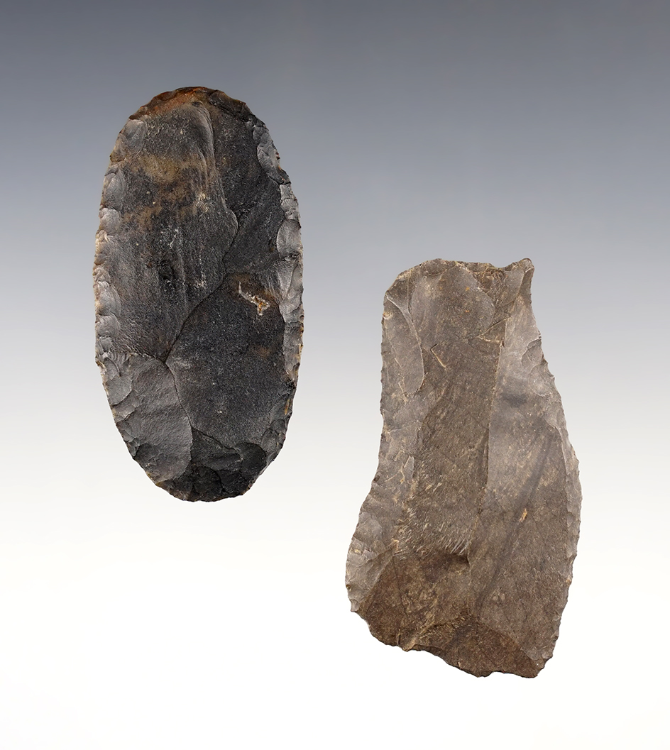 Pair of North Central Kentucky Uniface Knives in great condition. The largest is 2 1/2".