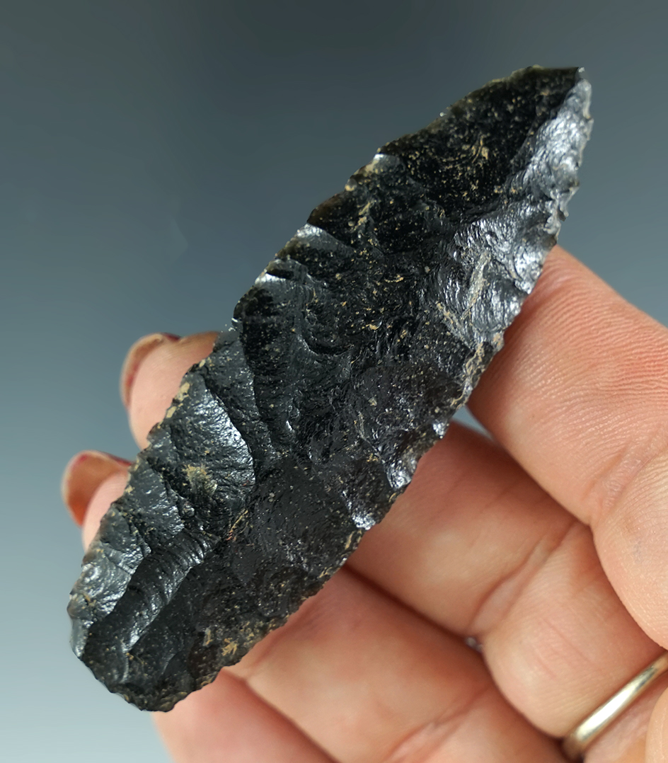 Excellent flaking and style on this 2 3/4" Cascade found in Nevada.