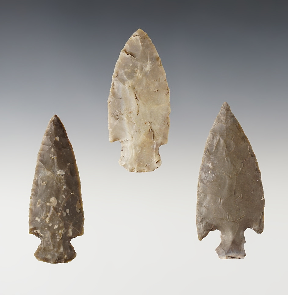 Set of 3 well made Palmillas Points in great condition. Texas. Ex. Ferrell collection. Largest is 3".
