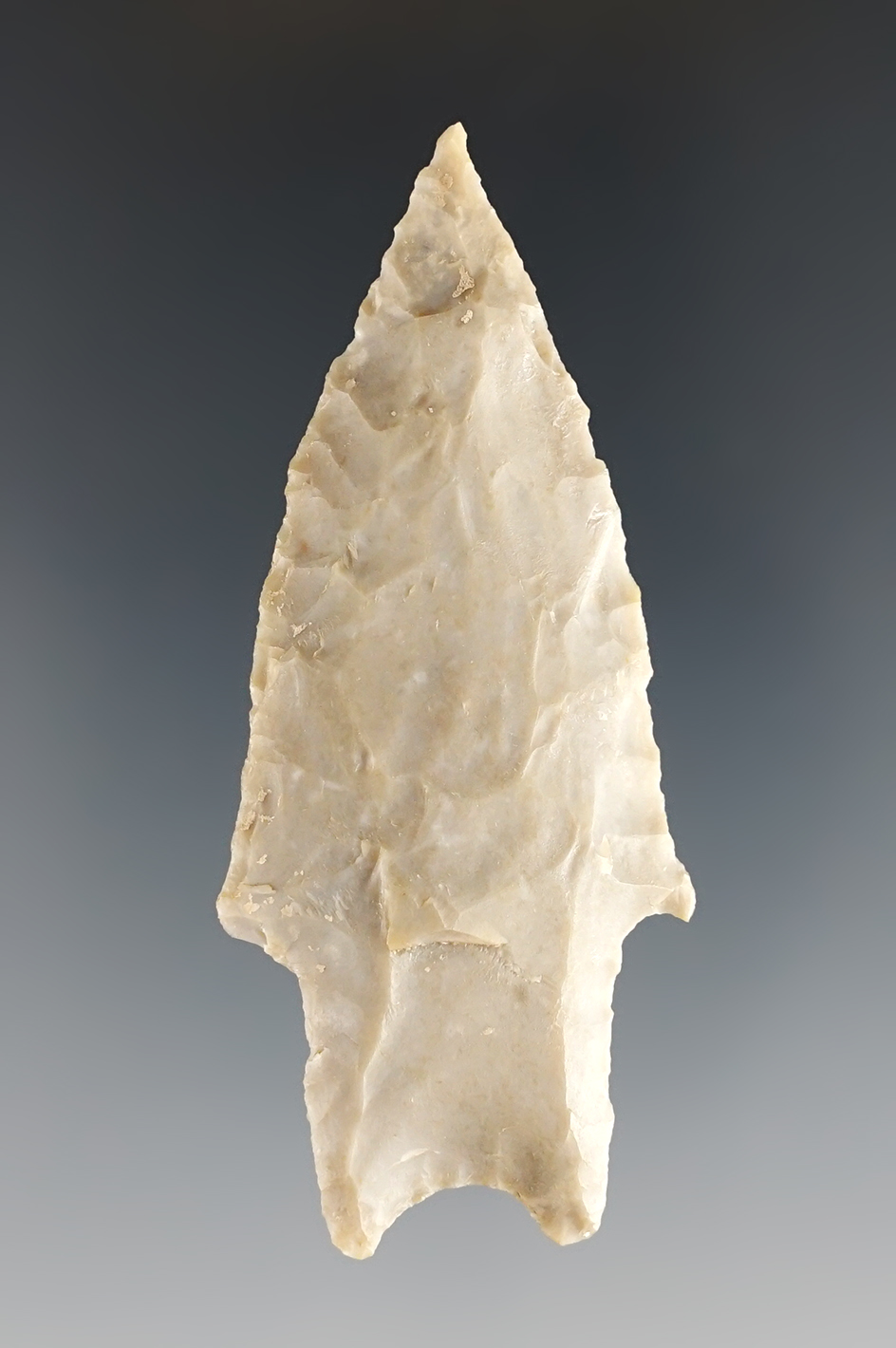 2 7/8" Pedernales with a sharp needle tip. Found in Travis Co., Texas.