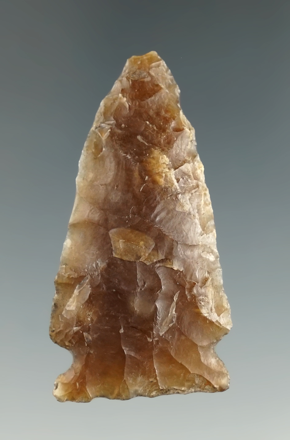 1 7/8" Lookingbill made from Knife River Flint found in Eastern South Dakota.