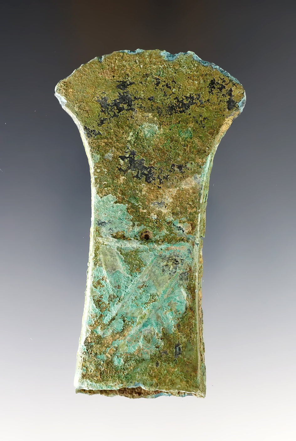 3 3/4" Old World artifact that appears to have some minor alterations to one end.