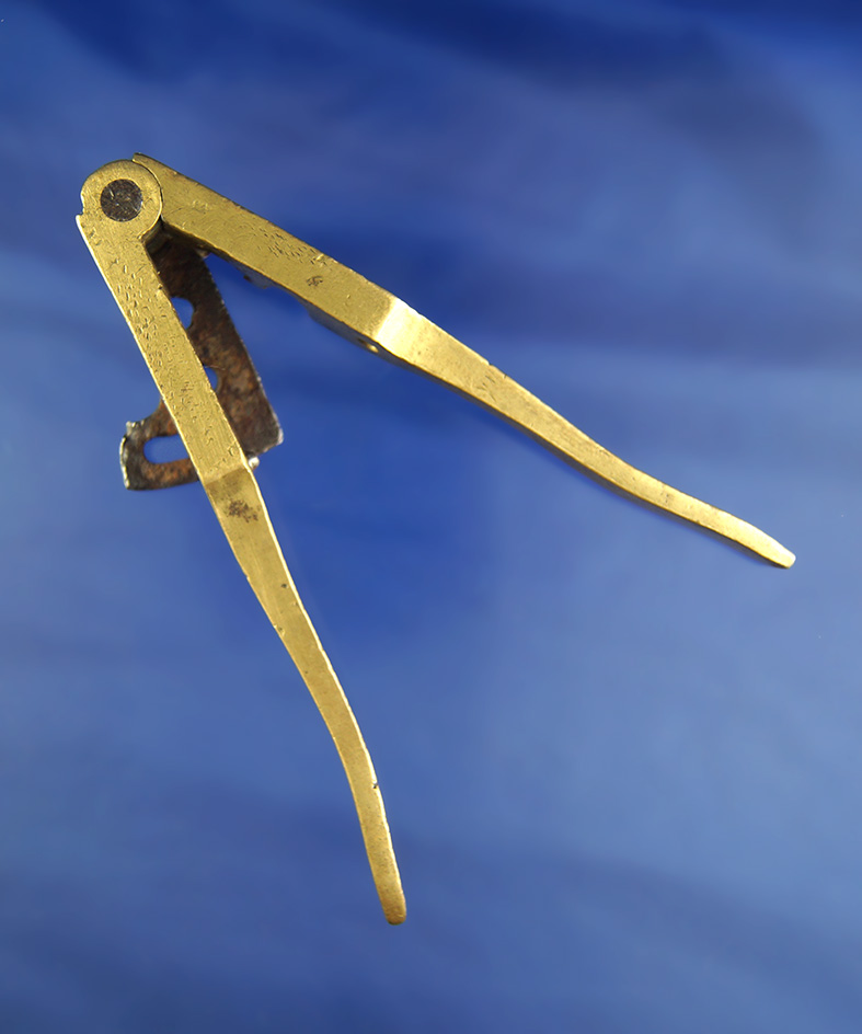 Vintage brass bullet mold in good condition Aprx. 32 cal.