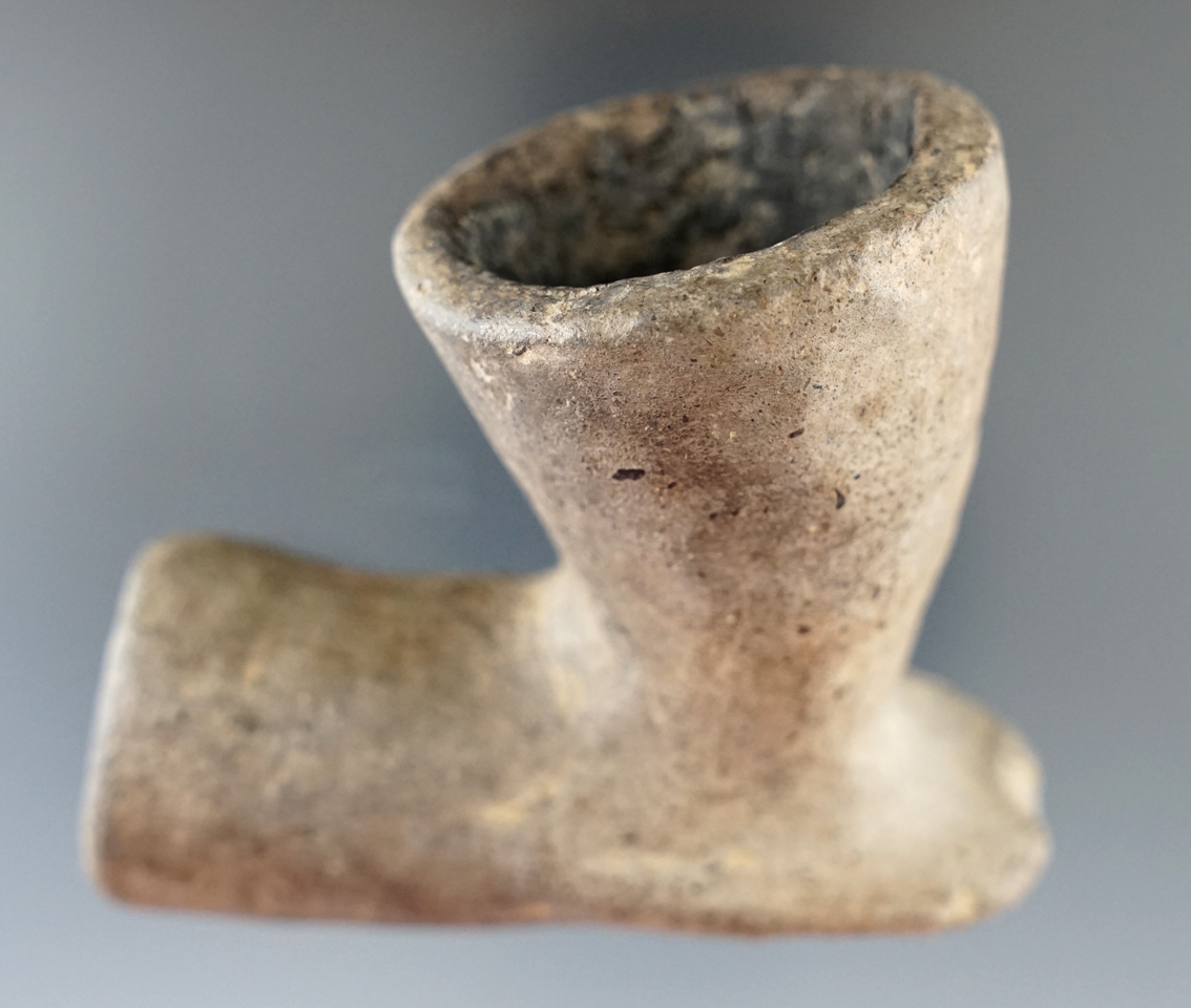 3" Mississippian shell-tempered clay Pipe. Found in Missouri. Ex Braun, Draeger.