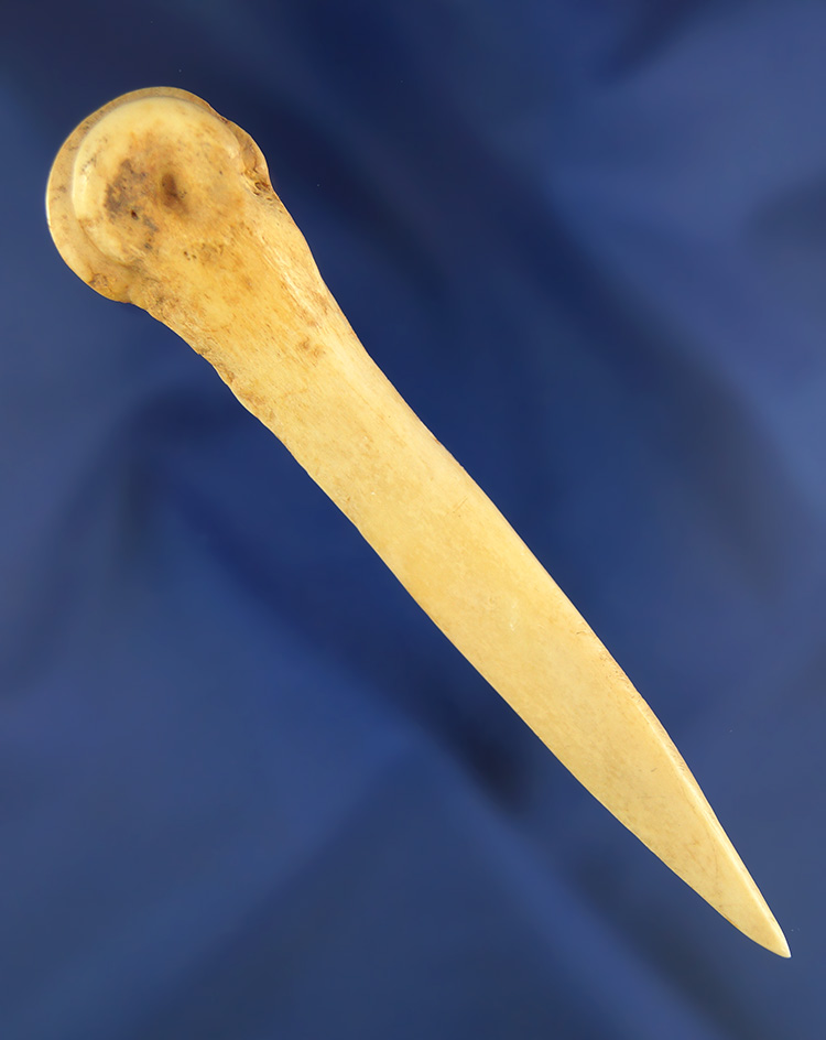 Nicely polished 3 7/8" Knuckle awl found in the Dakotas in excellent condition.