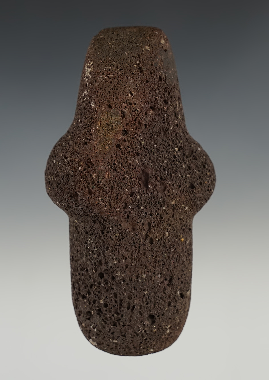 4 1/16" Uniquely styled Wyoming Pestle in great condition.