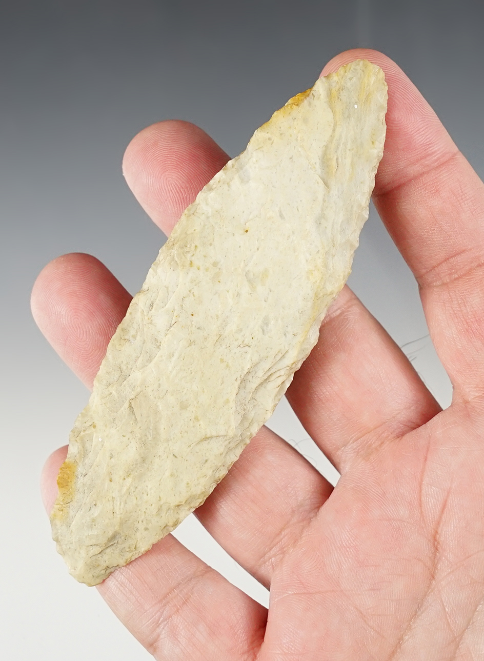 4 7/16" Knife that is nicely made. Found in the Kansas/Colorado area.