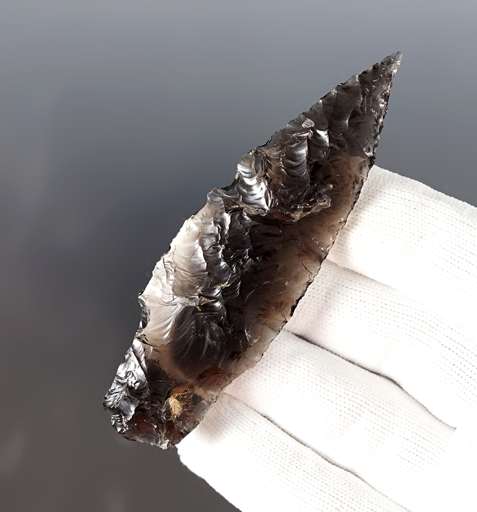 Outstanding 3 1/2" needle tip Parman found by James Jacques,  Washington. 