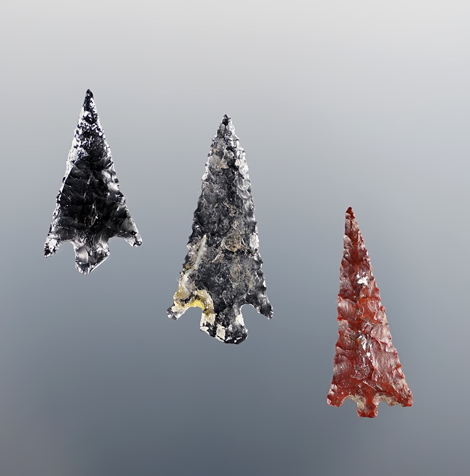 Set of 3 nicely made Great Basin points found in Oregon. The largest is 1 1/8".