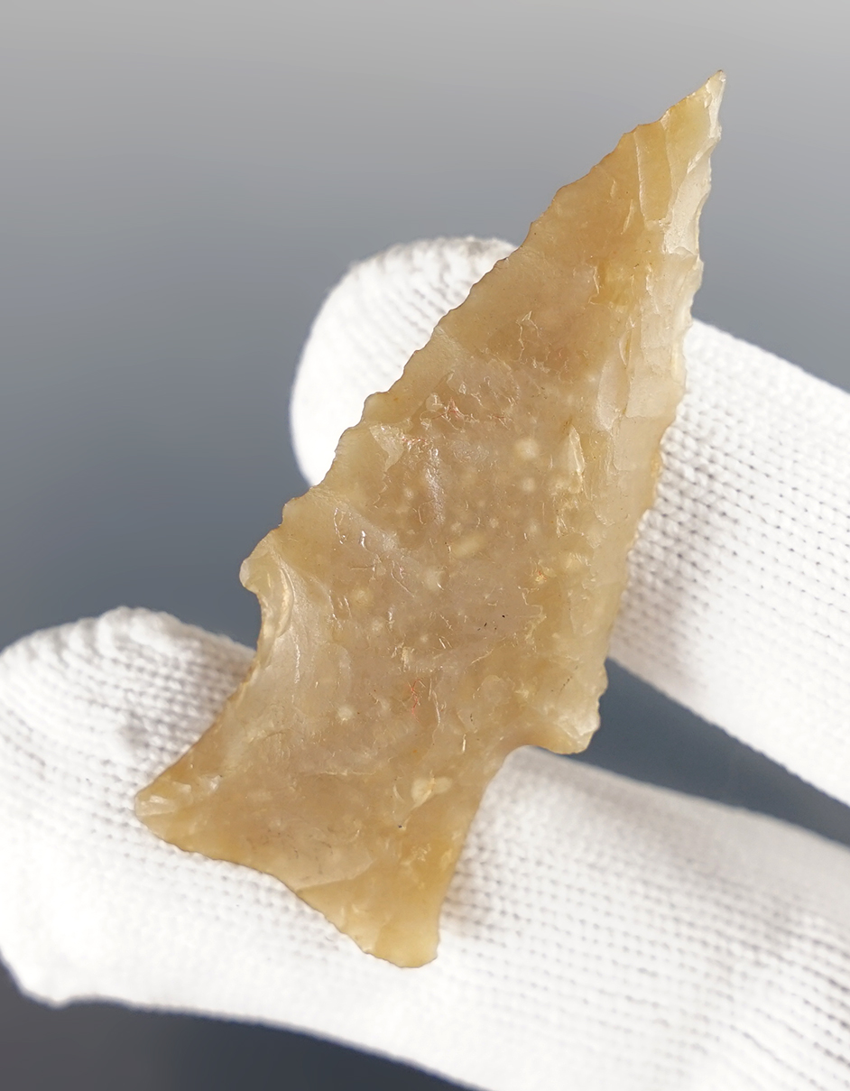 Excellent style and flaking on this 2 1/16" Beveled Knife made from high-quality material, Texas.