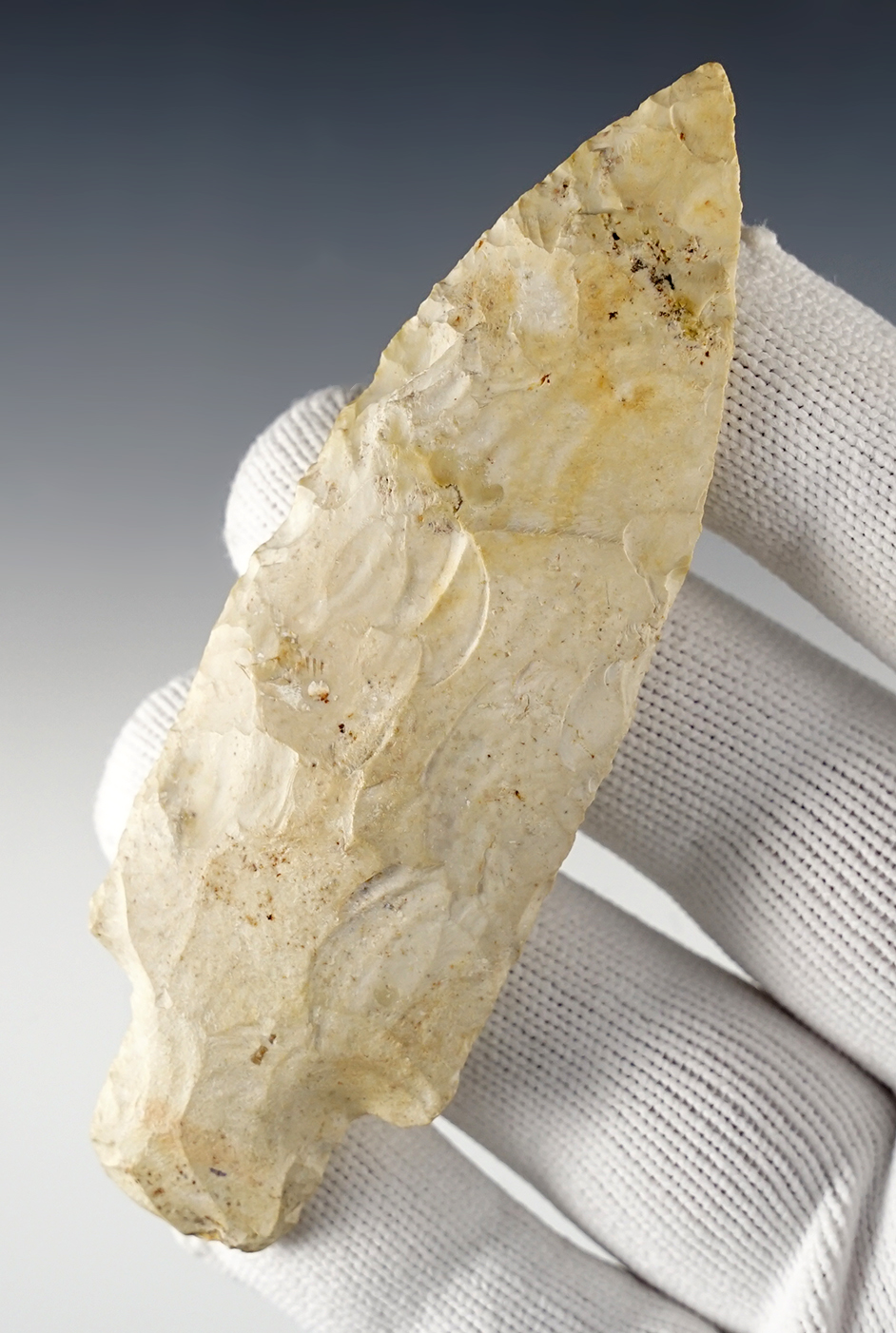 4 1/16" Stemmed Knife in excellent condition. Found in Callaway Co., Missouri. 