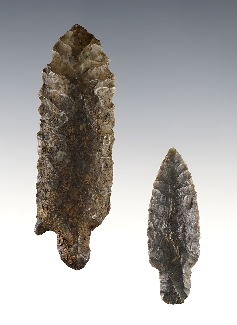 Pair of finely flaked Inuit points found in Alaska. The largest is 2 3/4".