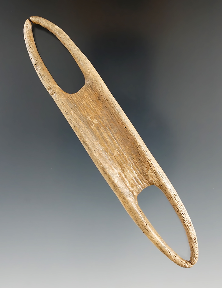 4 13/16" Bone Net Shuttle found by Forest Glaspell in Umatilla Co., Oregon. Bennett COA.