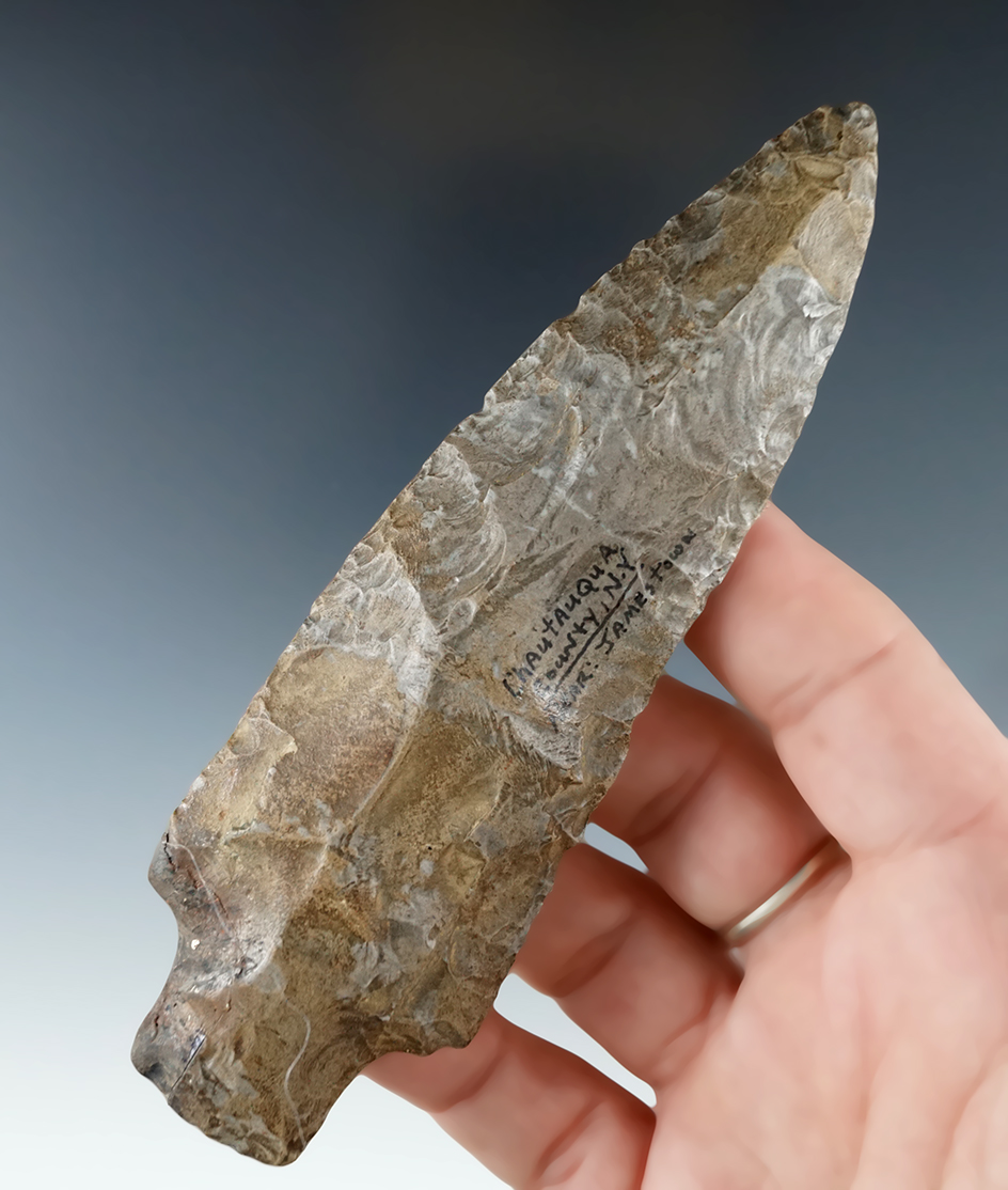 5" Genesee made from Onondaga chert with restoration to one side of the base and ear. New York.